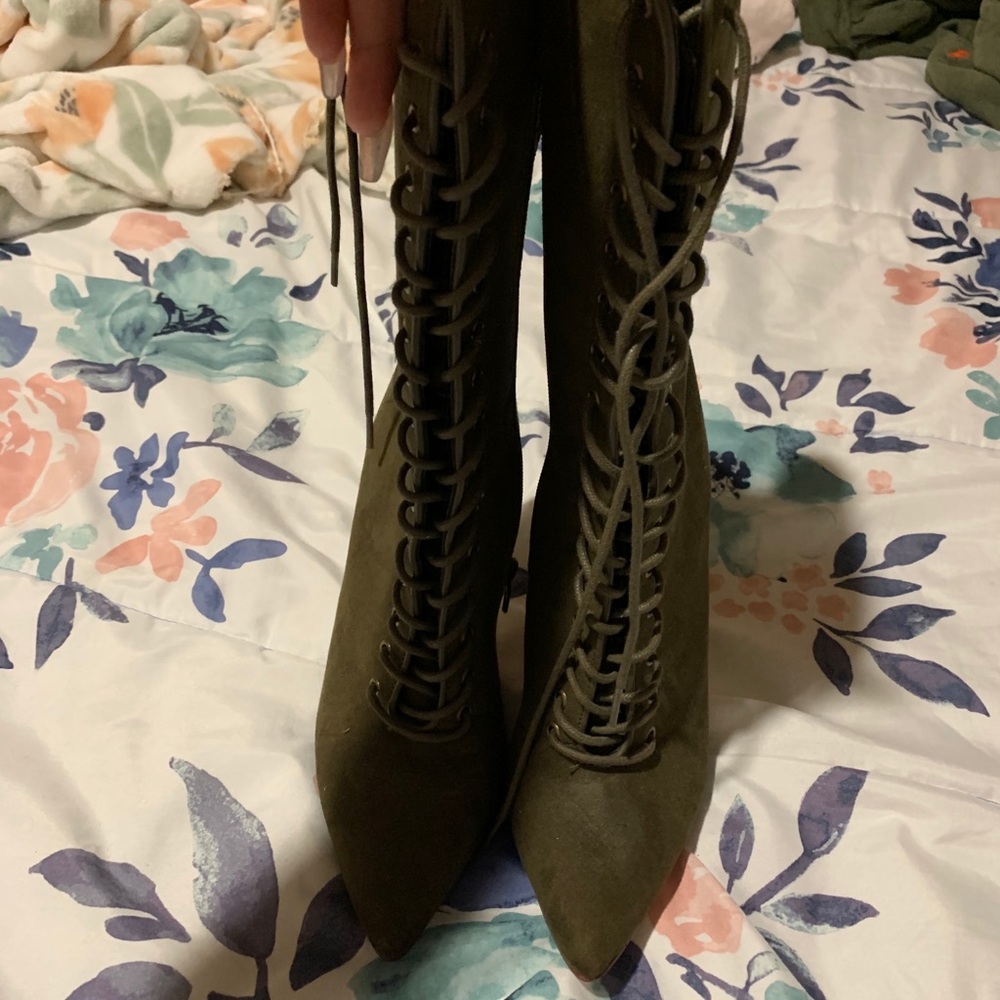 Army green boot heel